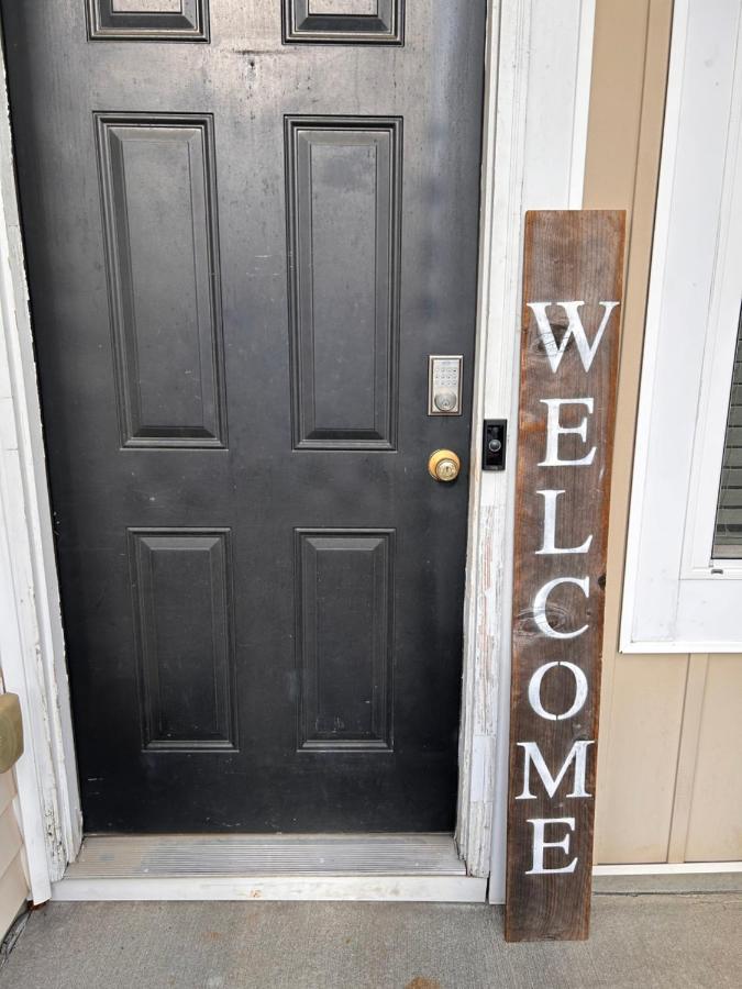 Cute And Cozy 5 Min From Carowinds Apartment Charlotte Ngoại thất bức ảnh